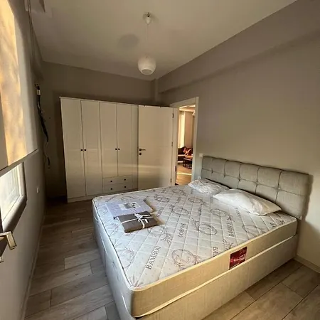 Magnificent Flat With Shared Pool In Apartamento Milas