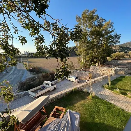 Apartamento Magnificent Flat With Shared Pool In *